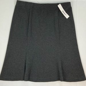 NWT DKNY SKIRT, SIZE LARGE
